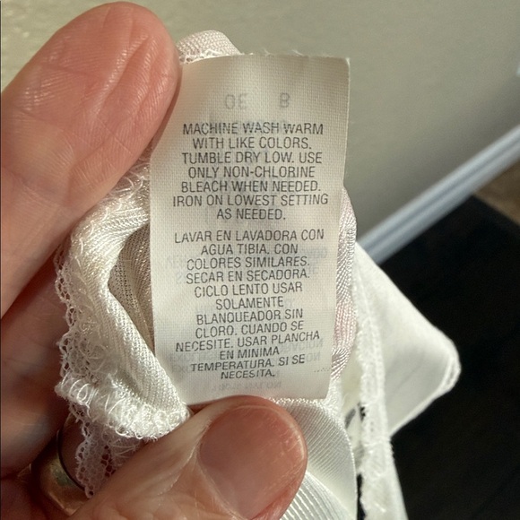 Ashley Taylor White Lace Trim Camisole - Picture 7 of 7